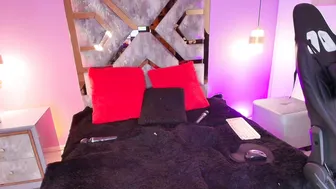Dark_madison deepthroat cam sex