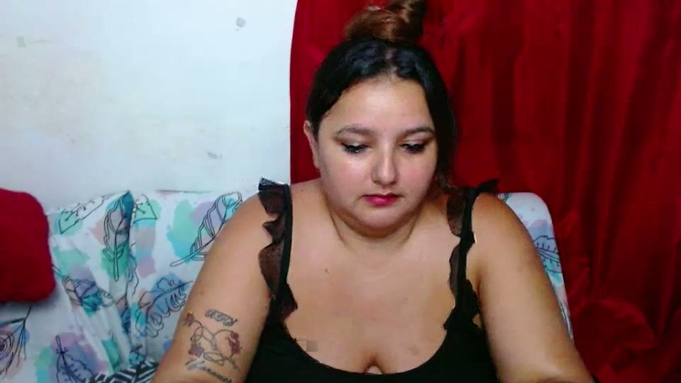 Naomiquiin hot amateur video 05-Oct-2025