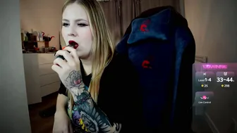 Oliviamunk on live cam hot porn video