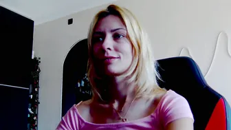 karoline121 (10-05-2025)