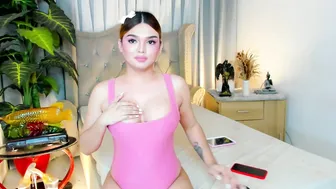 princesshugecumontop wifematerial 05-Oct-2025