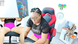 amba_rosee1 10-05-2025