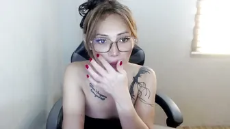 Iris_lubiskaya wifematerial 06-Oct-2025