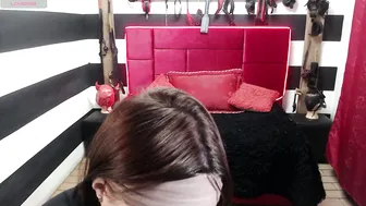 marian_ran_ squirt posing on cam