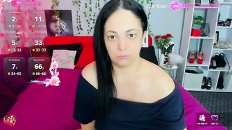 iribabe69 sex chat posing on webcam