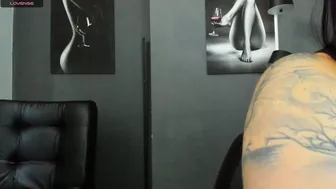 Karlyjons_ naked on cam 07-Oct-25