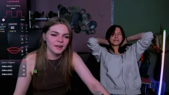 laura_queen_ cam show cam video