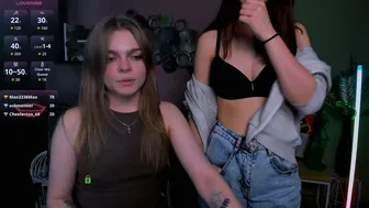 laura_queen_ cam show cam video