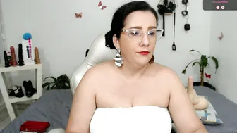 mom_17 07-Oct-2025