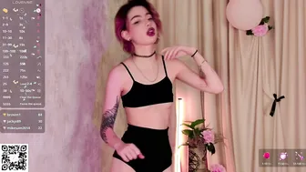 narcissaflame petite on cam