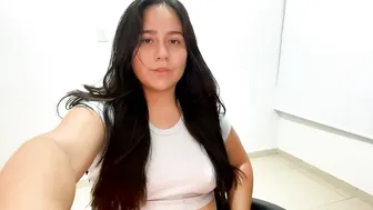 Laura_d23 cam sex chat 10-07-2025
