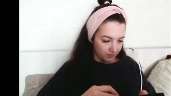 elisa_dove208 posing on webcam (10/07/2025)