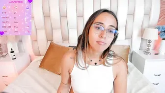 Sara_ospina_ amateur cam video (10/07/2025)