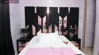 aurora_foxy06 07-Oct-25 cam porn