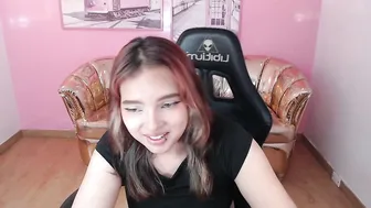 Mia_foster_t 07-Oct-2025