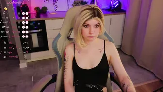 Zelda_1 shy - 07-Oct-25