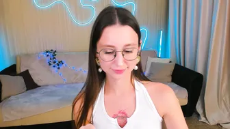 Yourlovelystoryy 07-Oct-2025