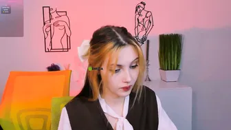 Luna_tin naked on cam (10-07-2025)