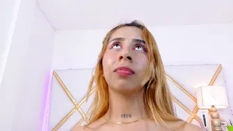 lailastilwills recorded nude video 238134