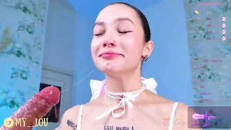 Breeding_material amateur webcam video (10/08/2025)