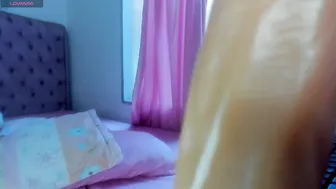 carolinewhite01 (10-08-2025) latina