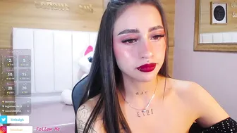 Mia_ponce_a webcam video - 08-Oct-2025