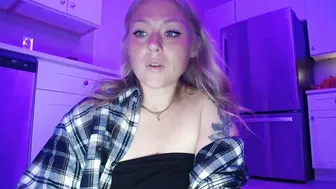 sneakyalicek recorded nude video 238931