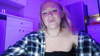 sneakyalicek recorded nude video 239141