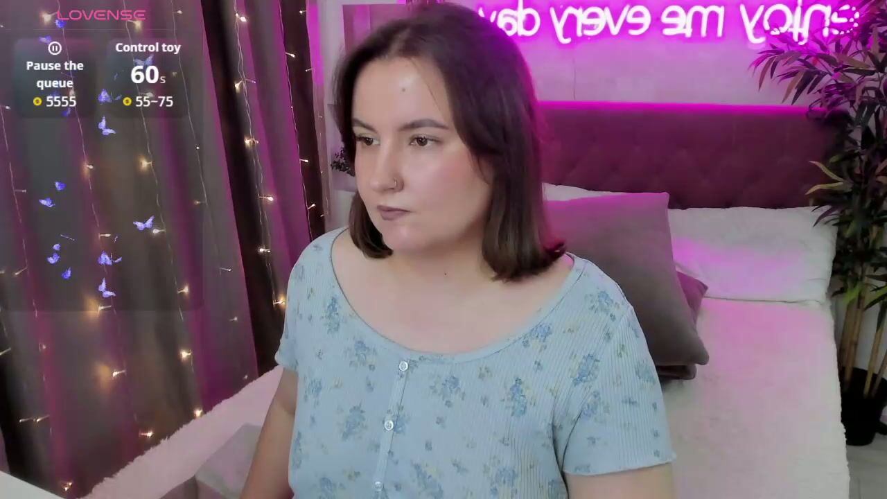 katyaneilson (10/08/2025)