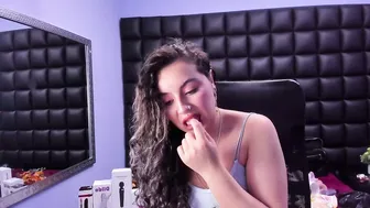 Tiny_love_ squirt 08-Oct-25