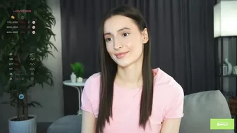 Aislyfrary shy webcam