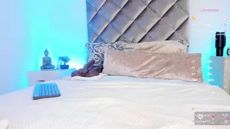 malaia_hills on cam porn cam