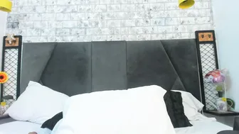 Milaaadams cam chat porn video