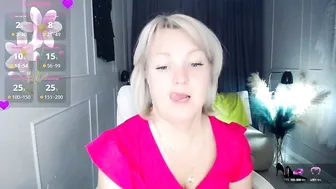 emmmam mature live on cam