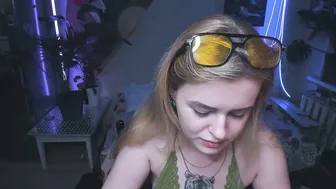 alexa_pirs recorded nude video 240600