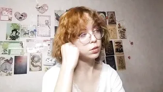 shy_kiss_twinkle_bloop new amateur cam video