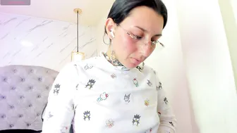 iris_77 (10/09/2025)