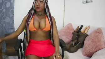 sara_greyx (10/09/2025) bigboobs