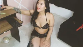 Submissiveemily smile - (10/09/2025)