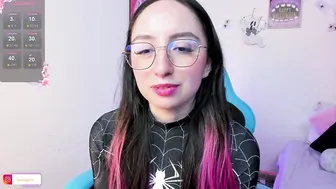 Julieta_shelby chat porn (10-09-2025)