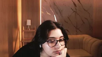 mia_hot_tf 09-Oct-25 bigtits