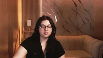 mia_hot_tf 09-Oct-25 bigtits