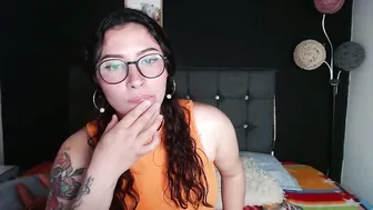 nicolee_8 naked on cam webcam