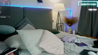 Selena_lily stream (10/09/2025)