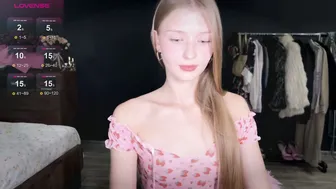 gogo1332 skinny cam show