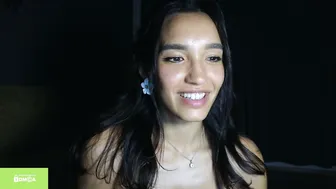 tia_j cam xxx (10-09-2025)