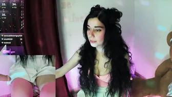 alicekingdom on webcam 10 October 2025