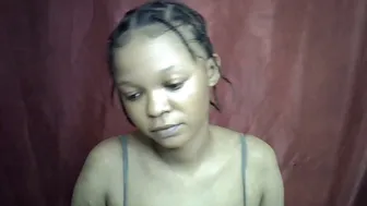 miss_rihanna2 10-Oct-2025 rose