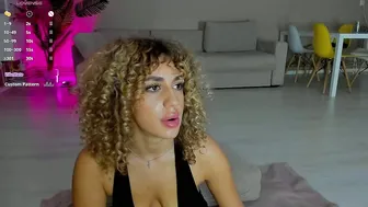 curlyanto bigass free porn video