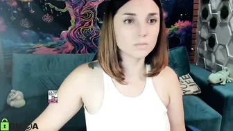 vinter_girl hot porn video 10/10/2025